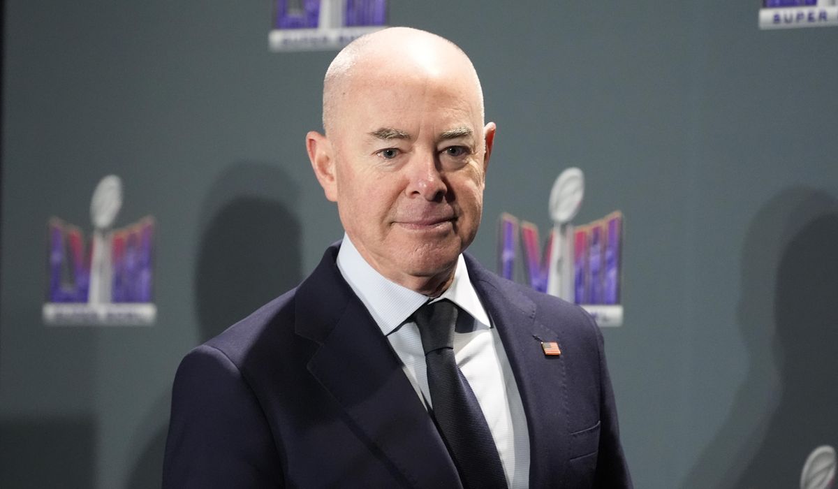 NextImg:Mayorkas visits Las Vegas, declares Super Bowl a ‘no drone zone’