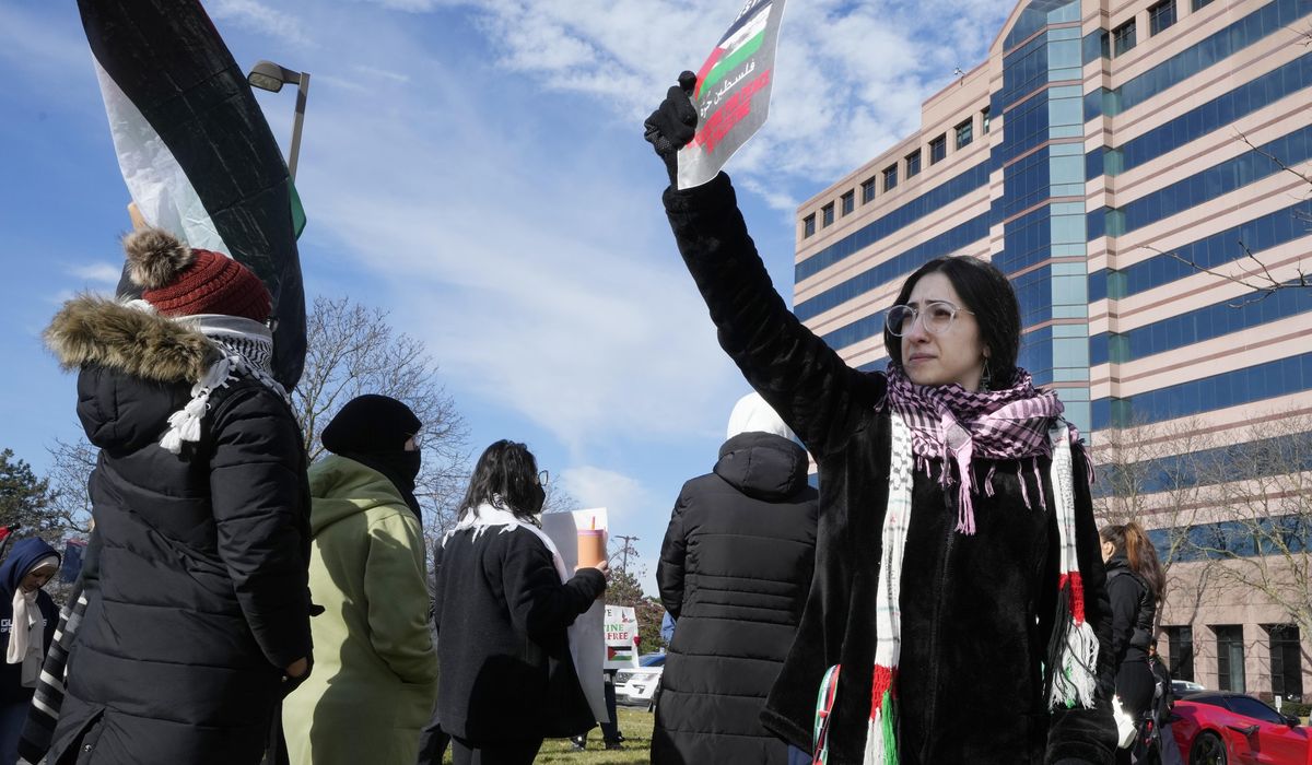 NextImg:Muslim leaders snub Biden officials in Michigan