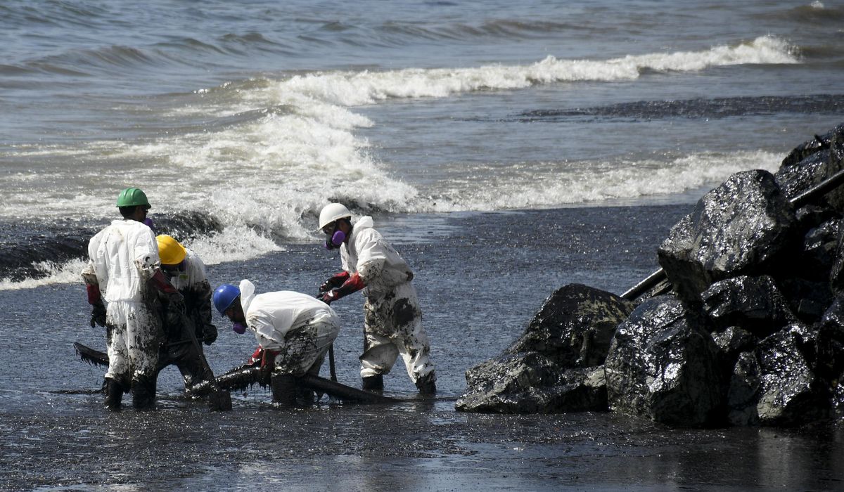 NextImg:Oil spill from mystery vessel off Tobago becomes ‘national emergency’ for island nation