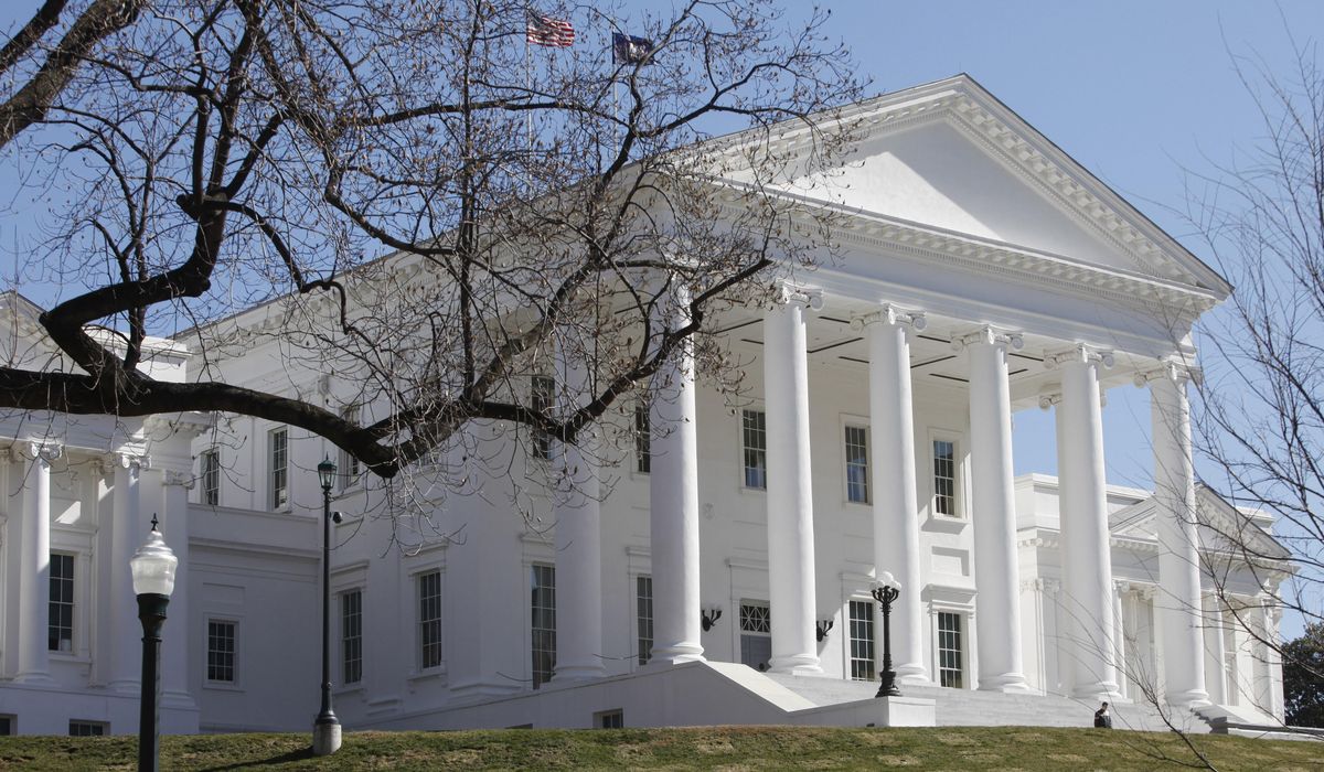 NextImg:Virginia Senate approves bill to allow DACA recipients to become police officers