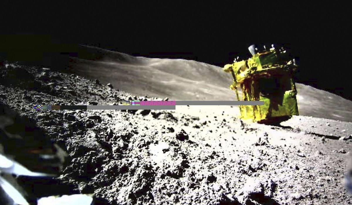NextImg:Japan’s moon lander survives second lunar night, beating predictions