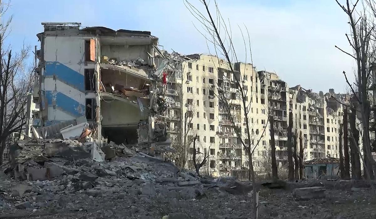 NextImg:Ukrainian troops pull back again as Russia’s onslaught pushes ahead in eastern Ukraine