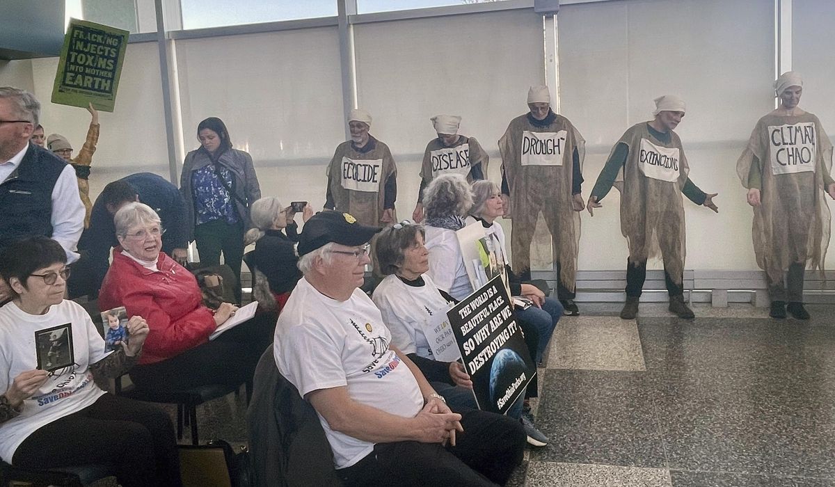 NextImg:Ohio commission awards bids to frack oil and gas under state parks, wildlife areas