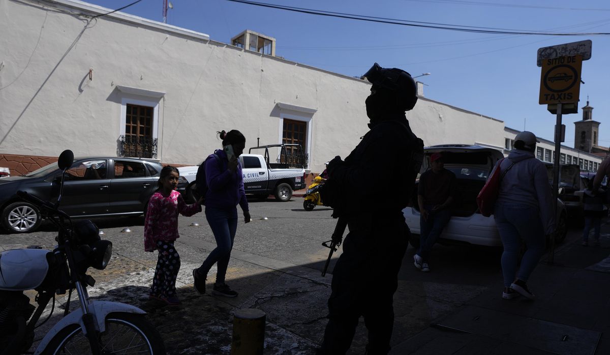 NextImg:Two mayoral hopefuls of a Mexican city are shot dead within hours of each other
