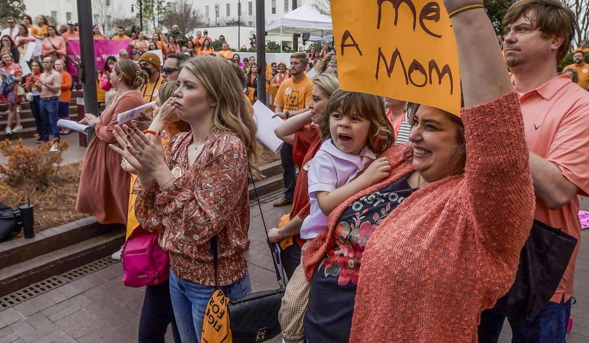 NextImg:Patients urge Alabama lawmakers to restore IVF services in the state