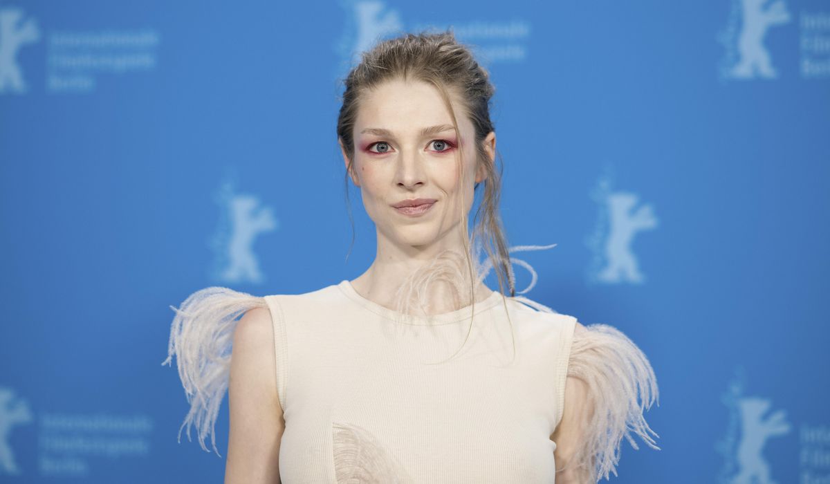 NextImg:‘Euphoria’ star Hunter Schafer among protesters arrested during Biden’s appearance on ‘Late Night’