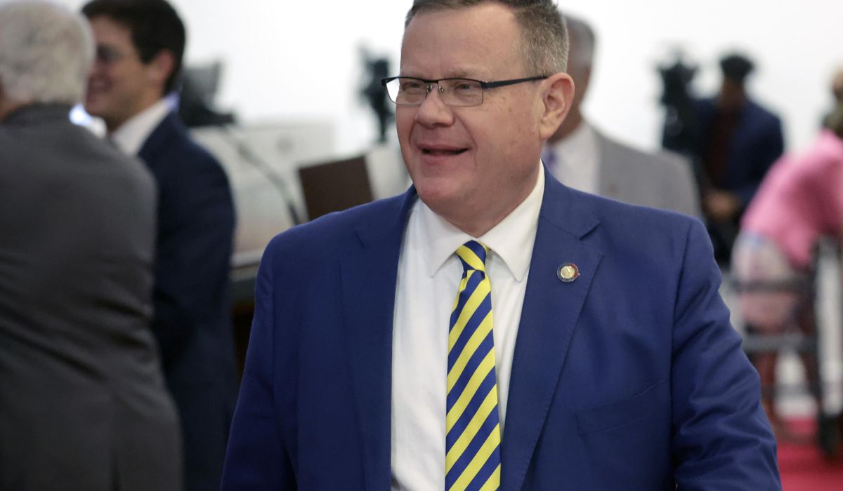 NextImg:Tim Moore wins Republican nomination for U.S. House in North Carolina’s 14th Congressional District