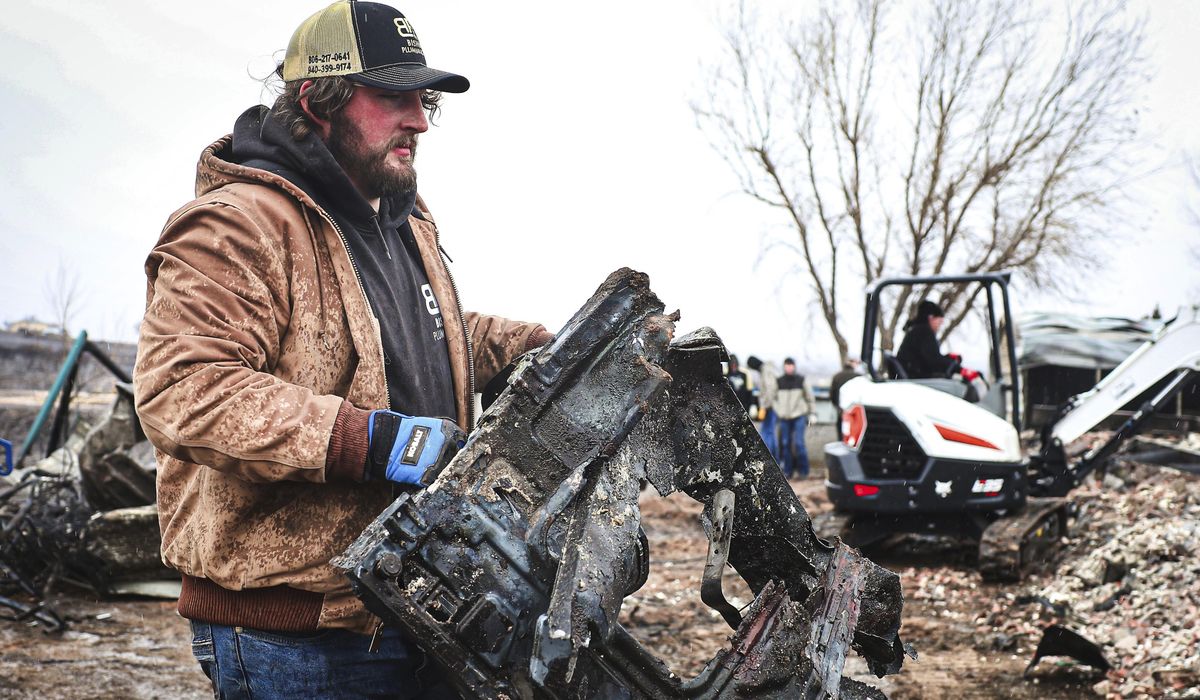 NextImg:A Texas town was helpless to watch as the largest wildfire in state history engulfed it