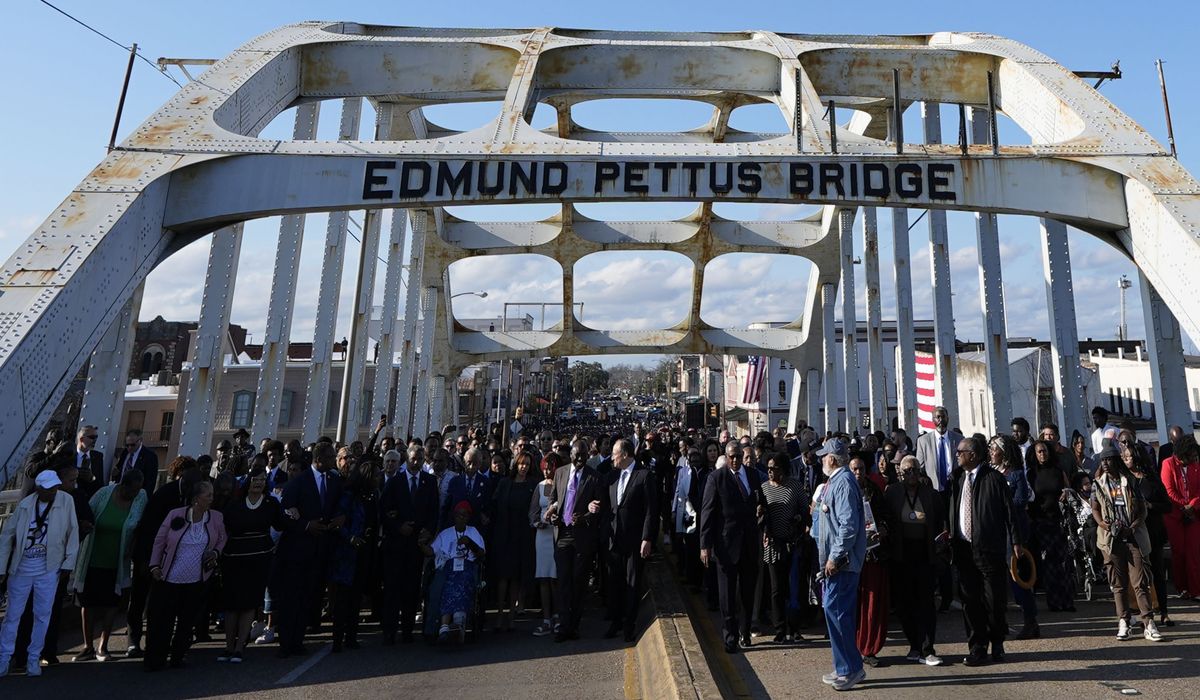 NextImg:Kamala Harris leads Bloody Sunday memorial as marchers’ voices ring out for voting rights