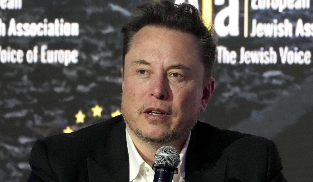 NextImg:SpaceX facing accusations of sexism in NLRB hearing