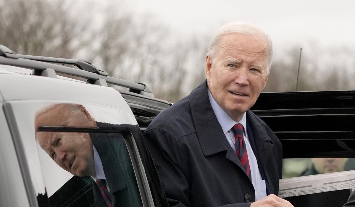 NextImg:Biden freezes for 15 seconds, tells reporters he’ll ‘get in trouble’ for taking questions