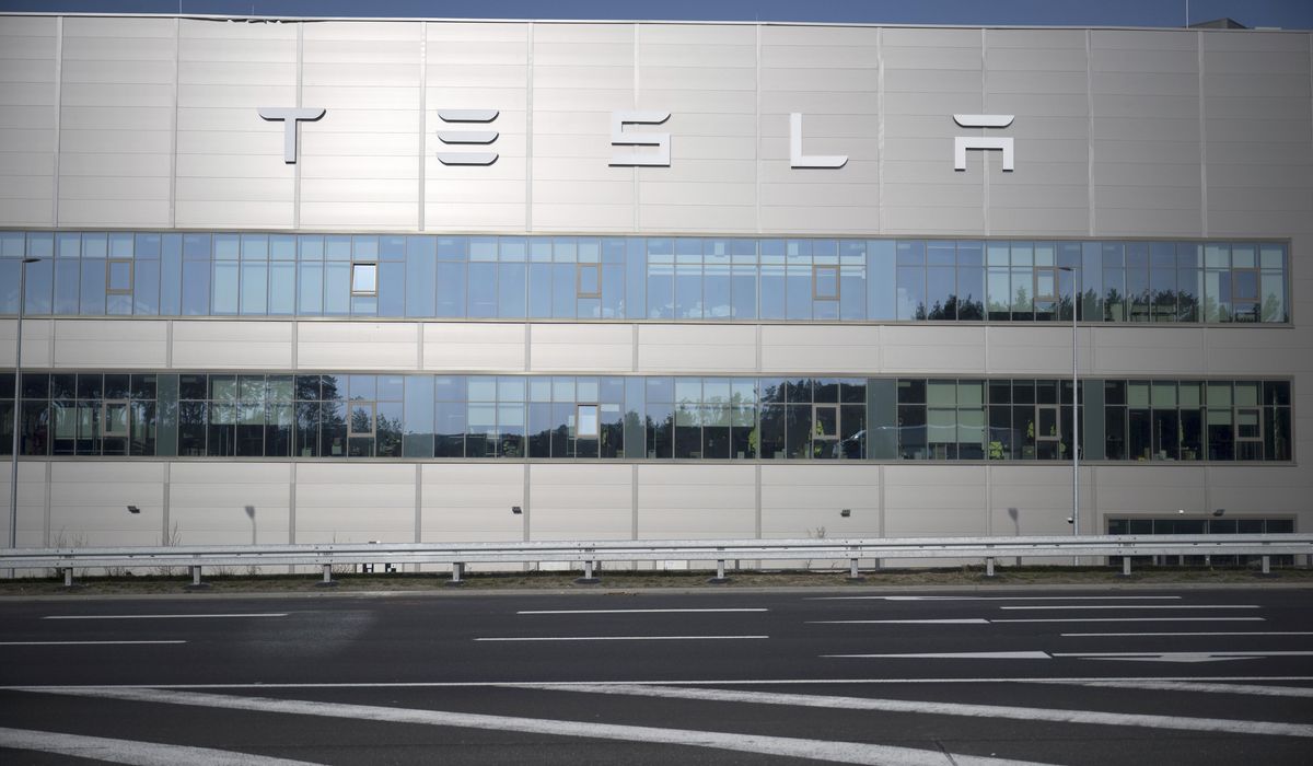 NextImg:Arsonists cut power to Tesla’s Berlin factory