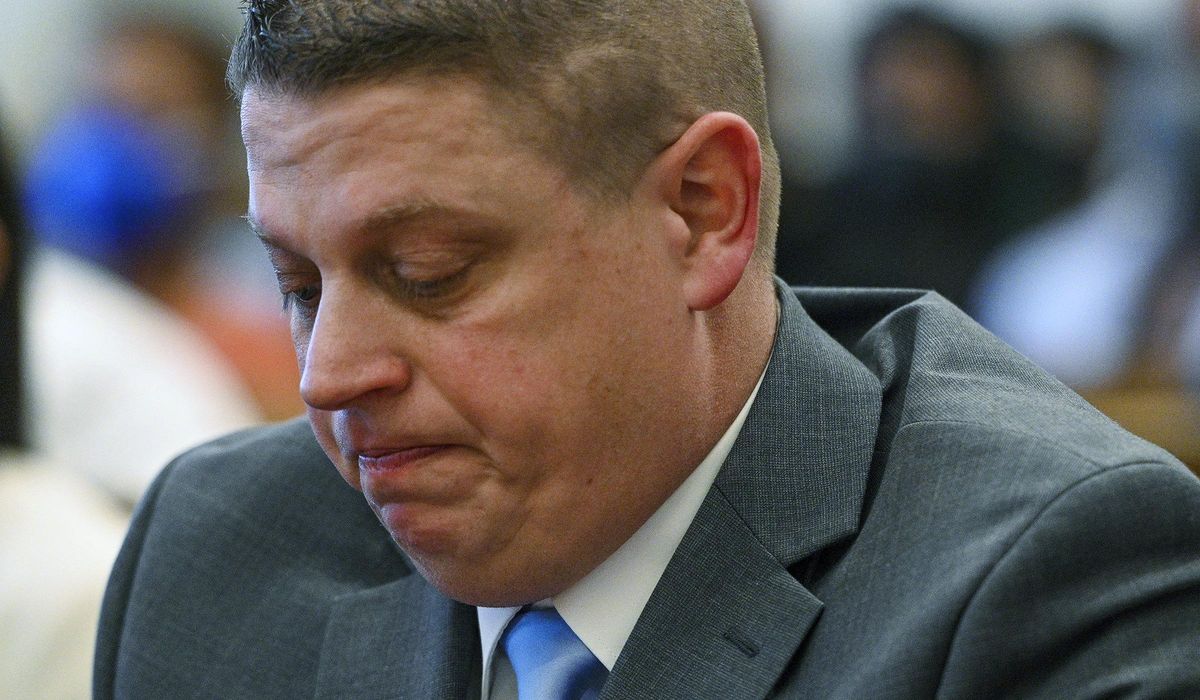 NextImg:Missouri governor commutes sentence of white police officer convicted of fatally shooting Black man