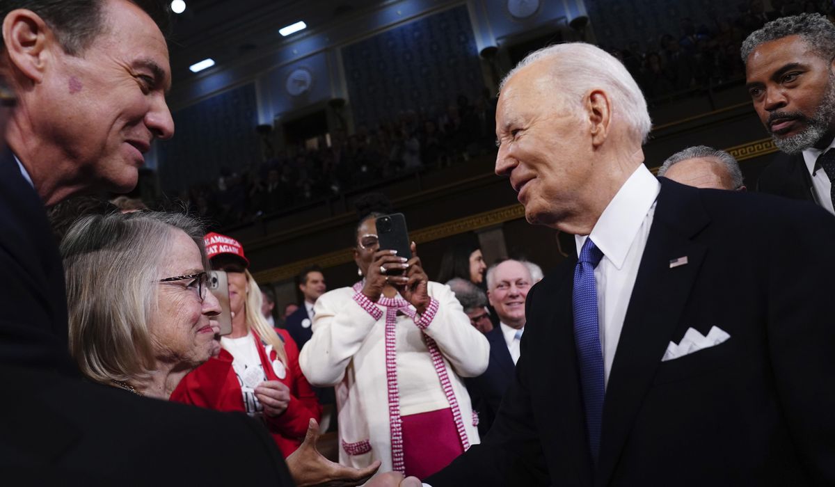 NextImg:MTG confronts Biden in House chamber about Laken Riley slaying