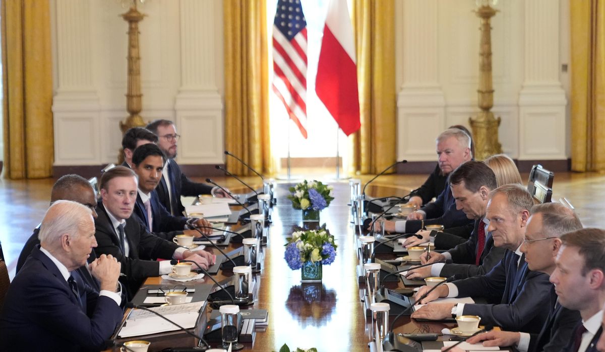 NextImg:Welcomed at White House, Polish leaders push a spending boost for NATO