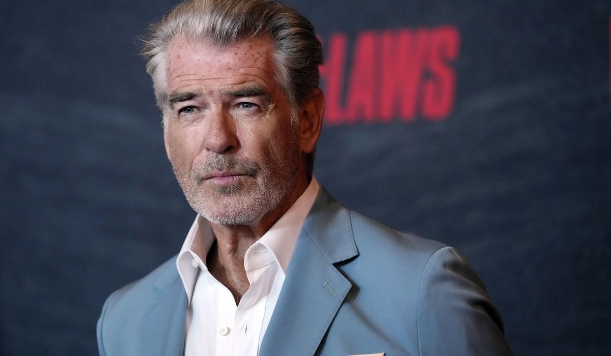 NextImg:Actor Pierce Brosnan pleads guilty to entering off-limits area at Yellowstone National Park
