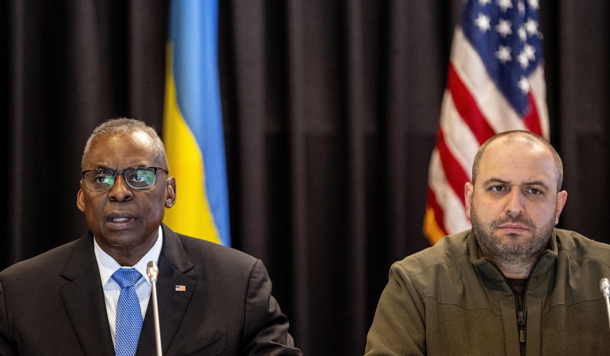 NextImg:U.S. defense chief vows continued aid to Ukraine, even as Congress is stalled on funding bill