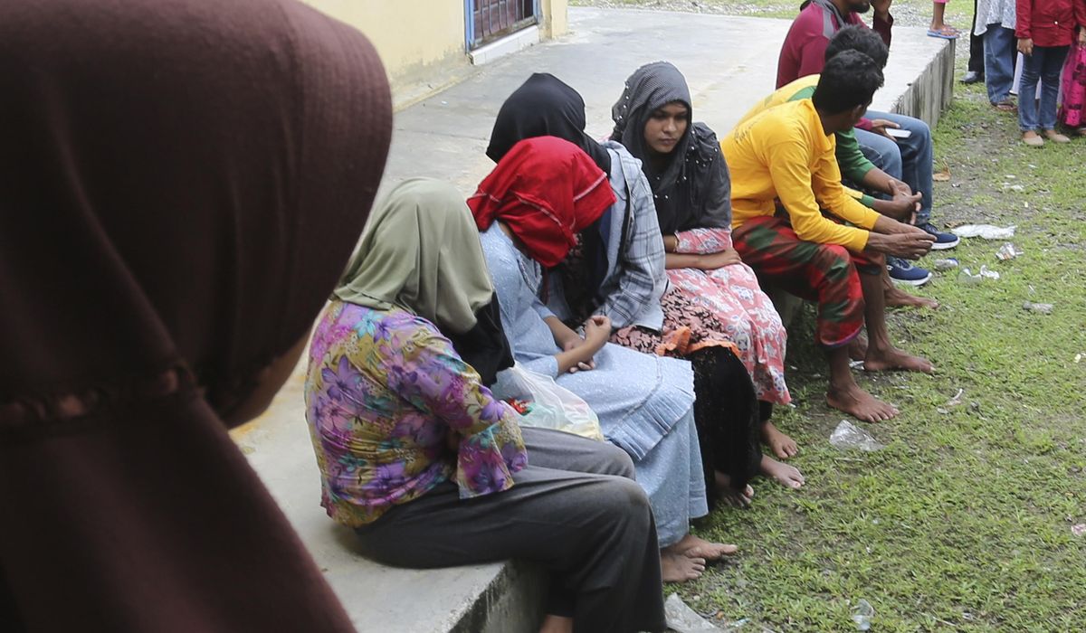 NextImg:A wooden boat carrying dozens of Rohingya Muslim refugees capsizes off Indonesia’s coast