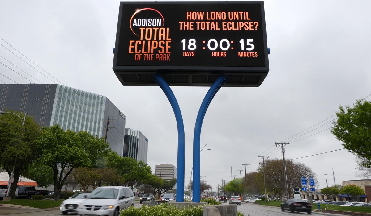 NextImg:Fill up your gas tank and prepare to wait. Some tips to prepare for April’s total solar eclipse
