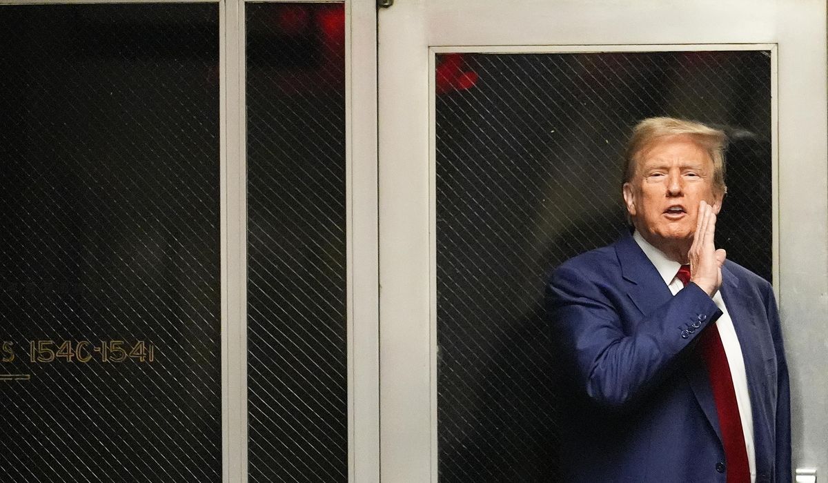 NextImg:N.Y. judge rejects Trump bid to toss hush money case, sets trial for April 15