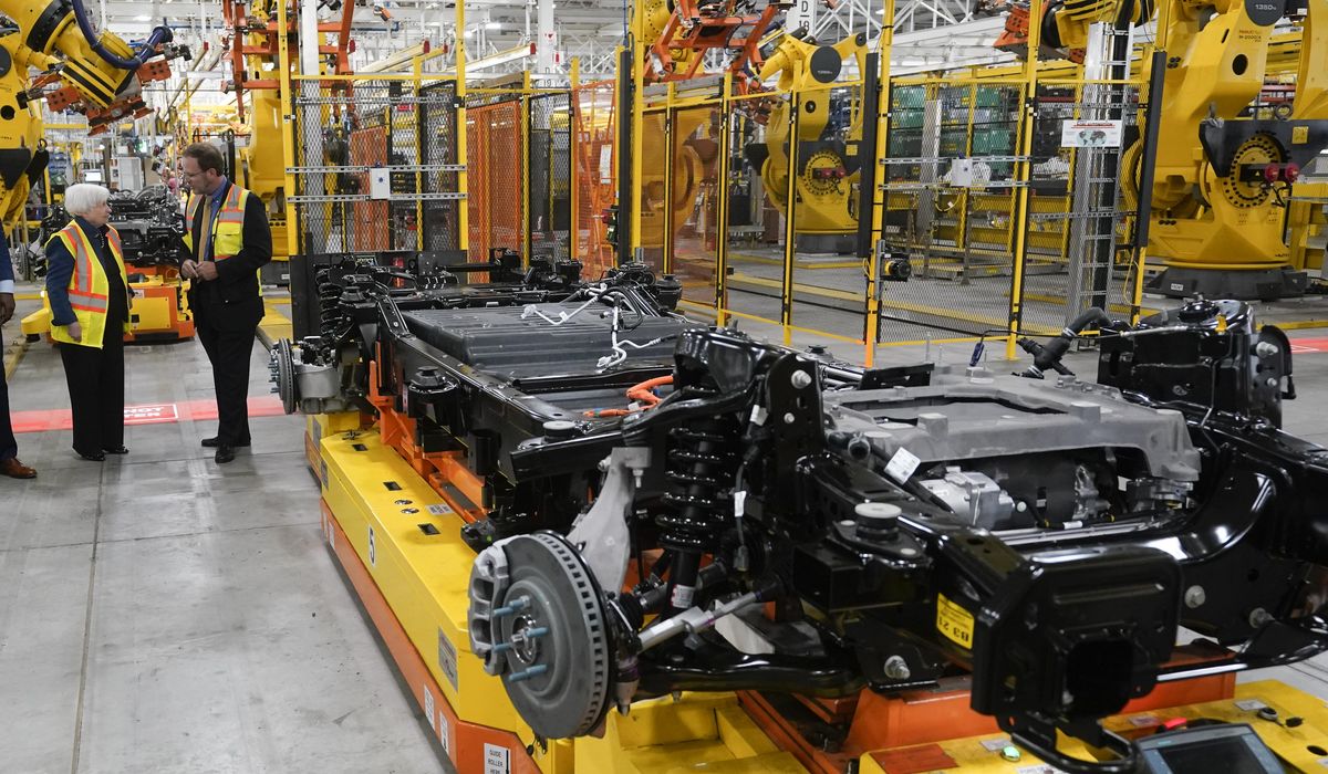 Ford to cut back staff at Michigan facility amid slumping EV sales