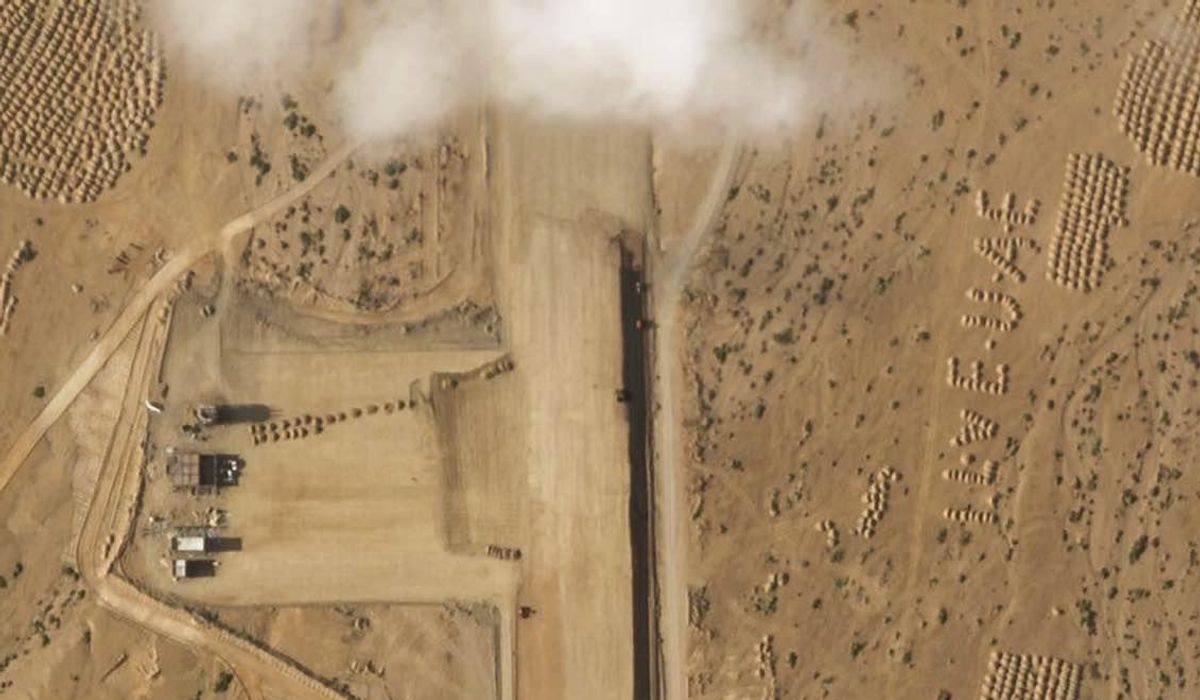 NextImg:An airstrip is being built on a Yemeni island during the ongoing war, with ‘I LOVE UAE’ next to it