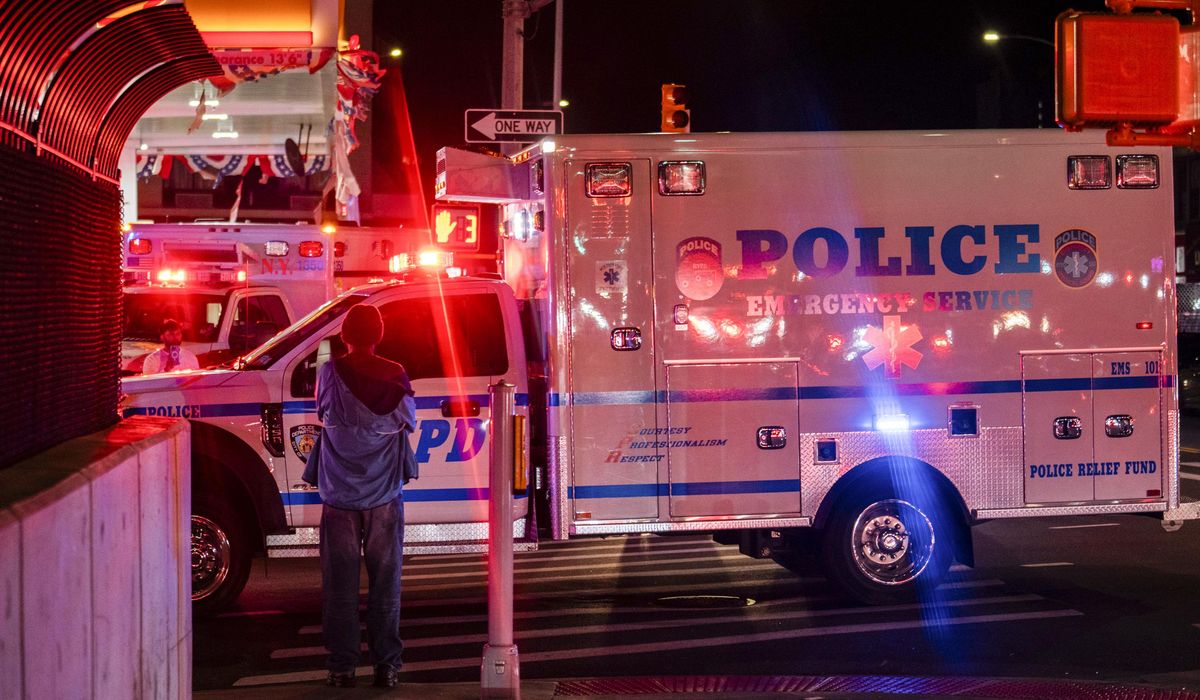 NextImg:Trump will attend the wake of a slain New York police officer as he goes after Biden over crime