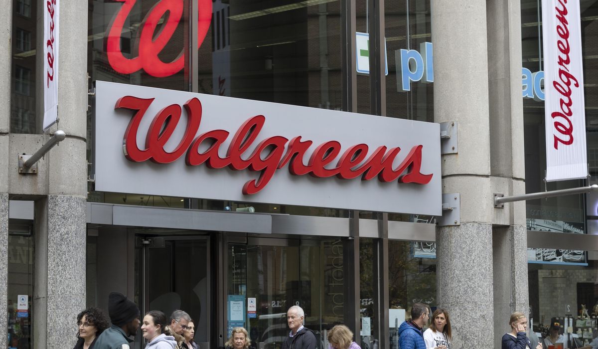 NextImg:Walgreens books hefty charge as the drugstore chain adjusts the value of struggling clinics