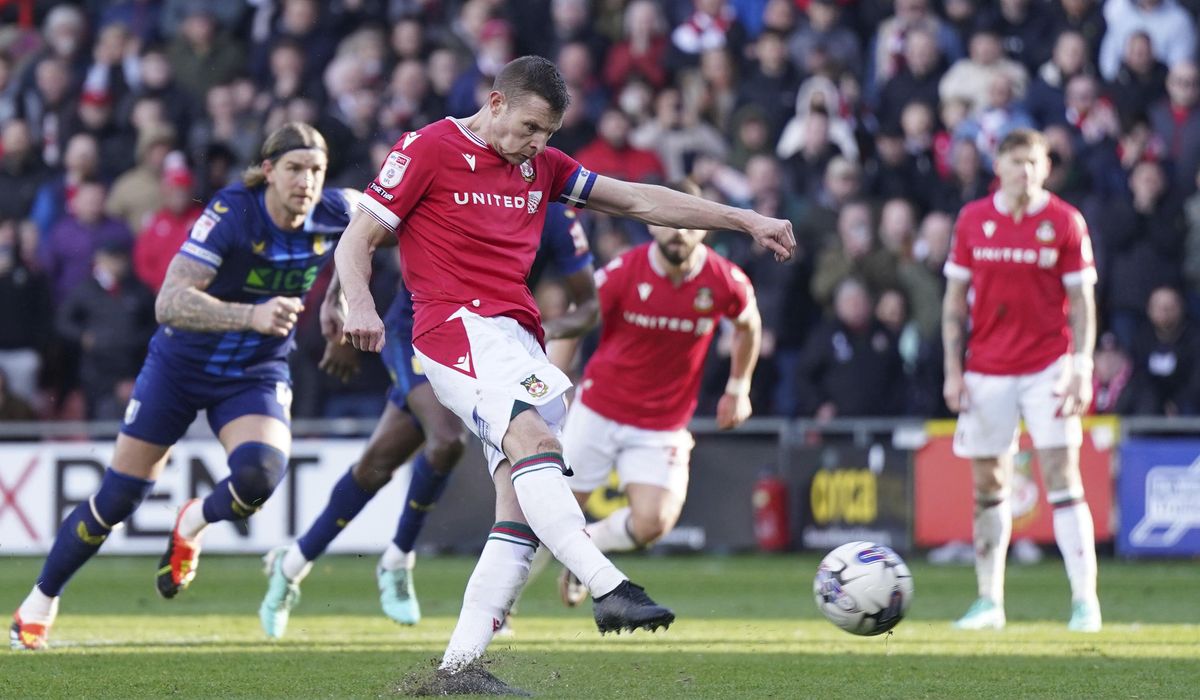 NextImg:Wrexham takes step closer to promotion with win over Mansfield