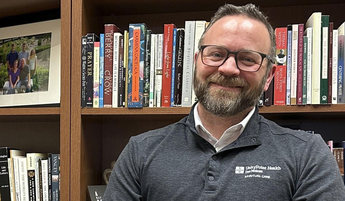 NextImg:Some state lawmakers want school chaplains as part of a ‘rescue mission’ for public education