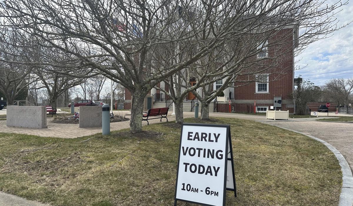 NextImg:Connecticut becomes one of the last states to allow early voting after years of debate
