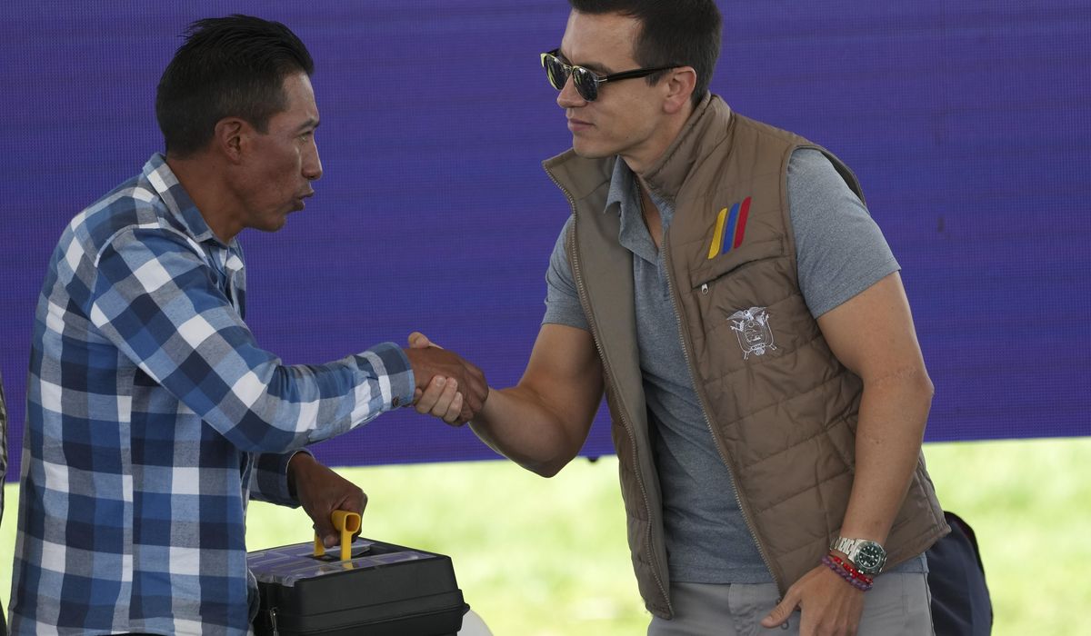 NextImg:Gunmen in Ecuador kill 8, injure 8 others in attack in coastal city of Guayaquil as violence surges