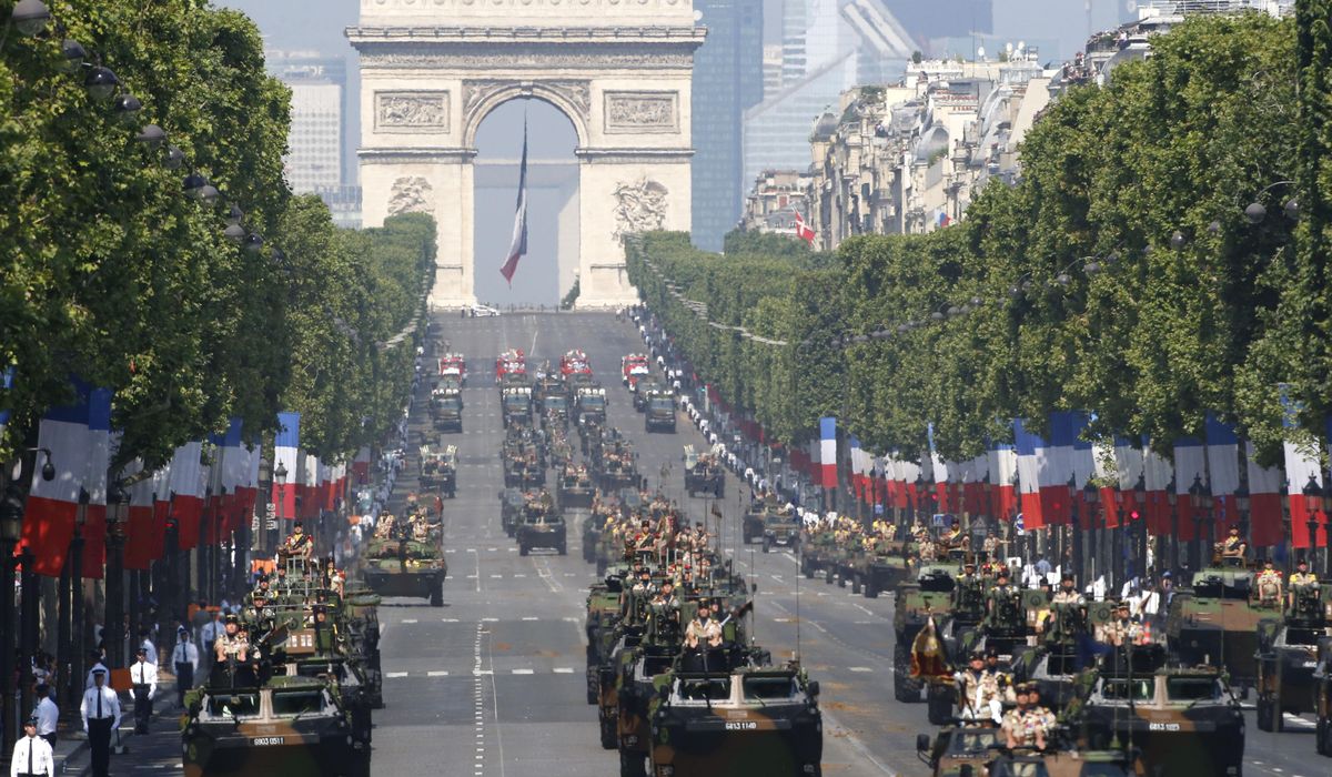 NextImg:France will deliver hundreds of armored vehicles to Ukraine, defense minister says