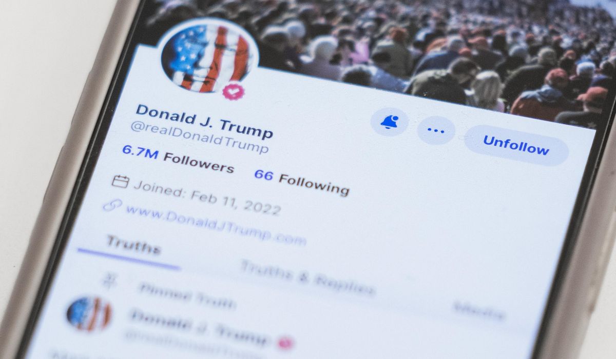 NextImg:Trump Media stock falls more than 21% after company discloses $58 million loss for 2023