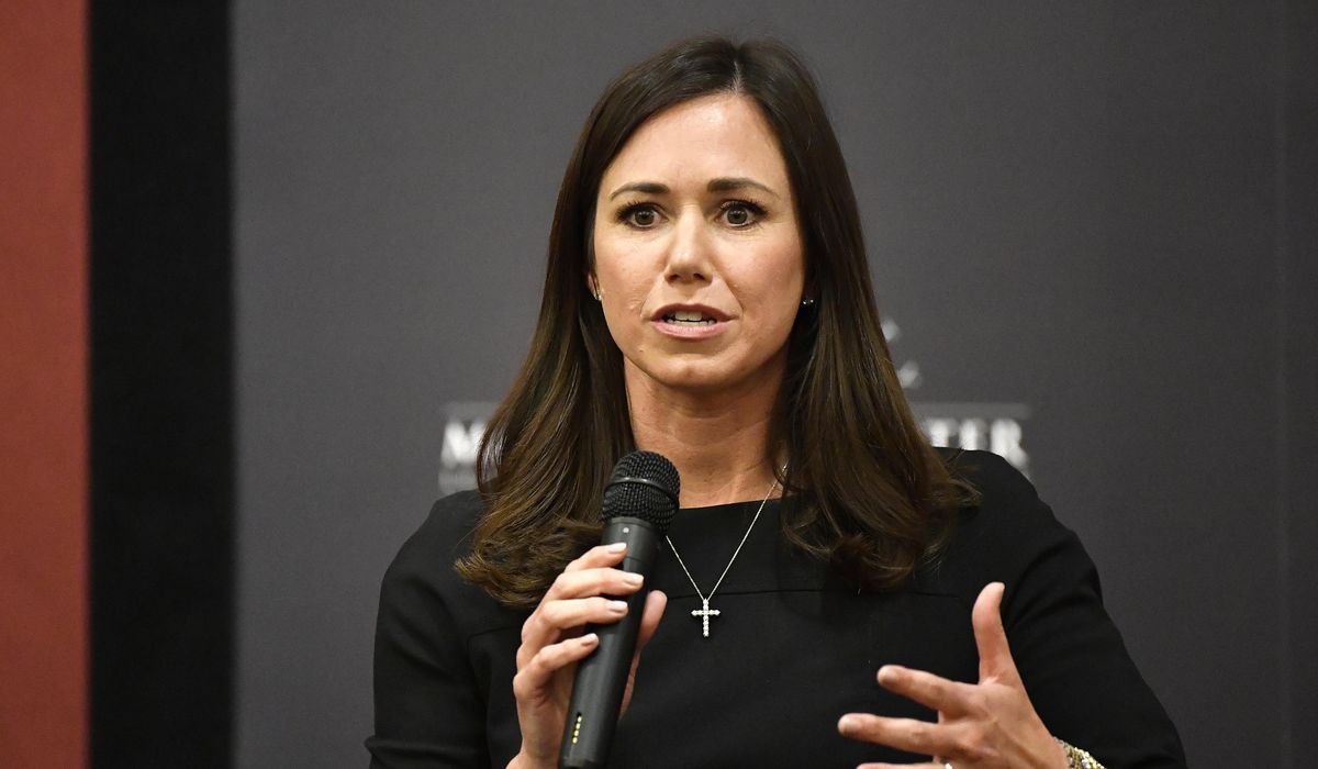 NextImg:Sen. Katie Britt calls for more respectful discourse, cites friendship with Democrats