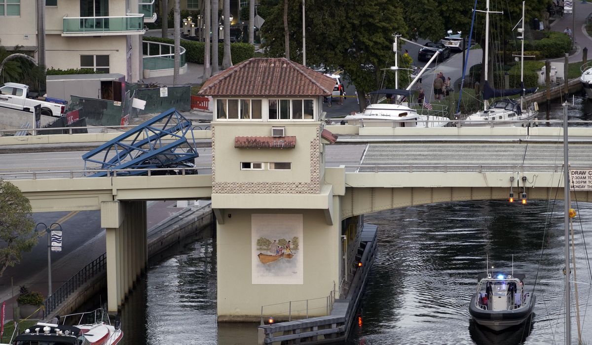 NextImg:Construction worker dies after crane’s part falls on bridge in Florida