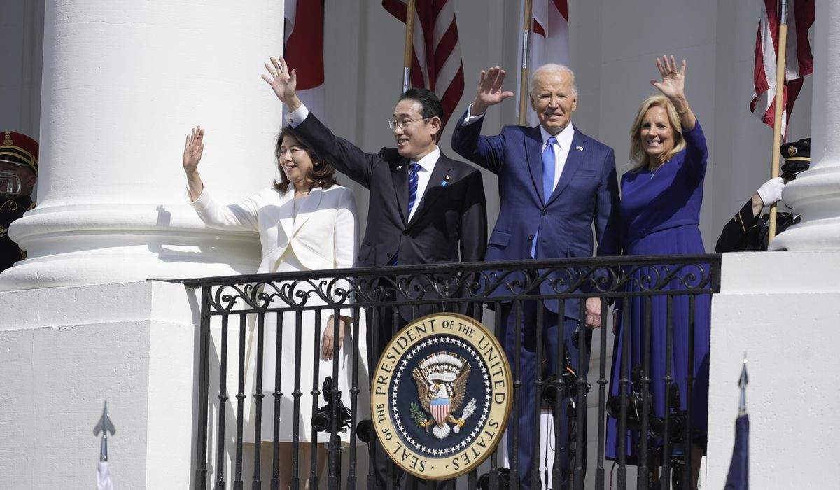 Joe Biden welcomes Japanese Prime Minister Fumio Kishida to White House ...