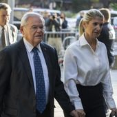 Democratic U.S. Sen. Bob Menendez of New Jersey, left, and his wife, Nadine Menendez, arrive at the federal courthouse in New York, Sept. 27, 2023. Menendez may seek exoneration at his May 2024 bribery trial by blaming his wife, saying she kept him in the dark about anything that could be illegal about her dealings with New Jersey businessmen, according to court papers unsealed Tuesday, April 16, 2024. (AP Photo/Jeenah Moon, File)