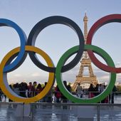 The Olympic rings are set up at Trocadero plaza that overlooks the Eiffel Tower in Paris on Sept. 14, 2017. The United States and China are expected to finish 1-2 in the gold and the overall medal counts at the Paris Olympics, which open in 100 days. (AP Photo/Michel Euler, File)