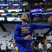 Golden State Warriors guard Stephen Curry warms up for the team&#x27;s NBA basketball play-in tournament game against the Sacramento Kings, Tuesday, April 16, 2024, in Sacramento, Calif. (AP Photo/Godofredo A. Vásquez)