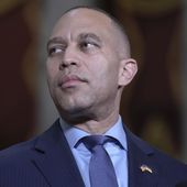 House Minority Leader Hakeem Jeffries, D-N.Y., speaks with reporters to discuss a proposal of sending crucial bipartisan support to aid Ukraine, Israel and Taiwan after weeks of inaction on Capitol Hill Wednesday, April 17, 2024, in Washington. (AP Photo/Mariam Zuhaib)