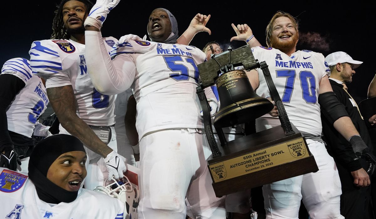 NextImg:FedEx pledges $25 million over 5 years in NIL program for University of Memphis athletes