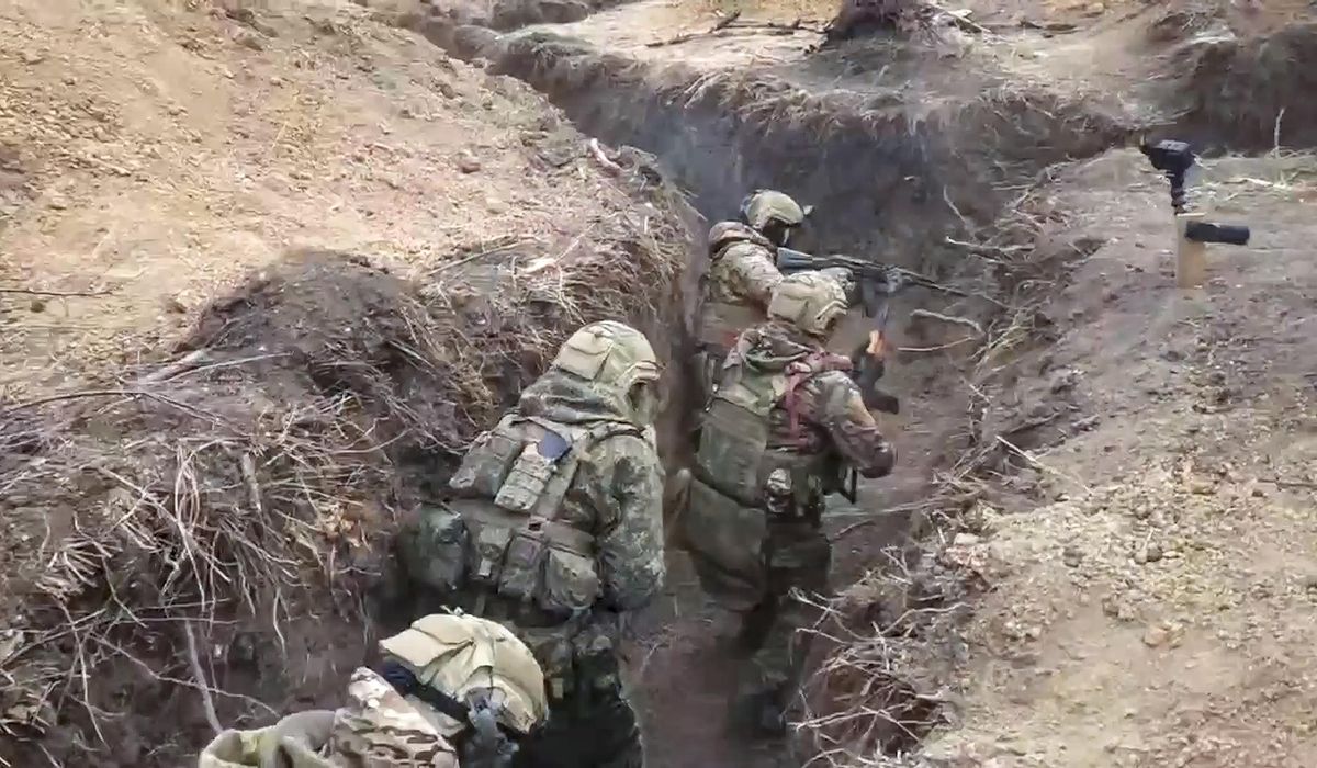 NextImg:Russia will call up 133,000 new soldiers in latest draft order signed by Putin