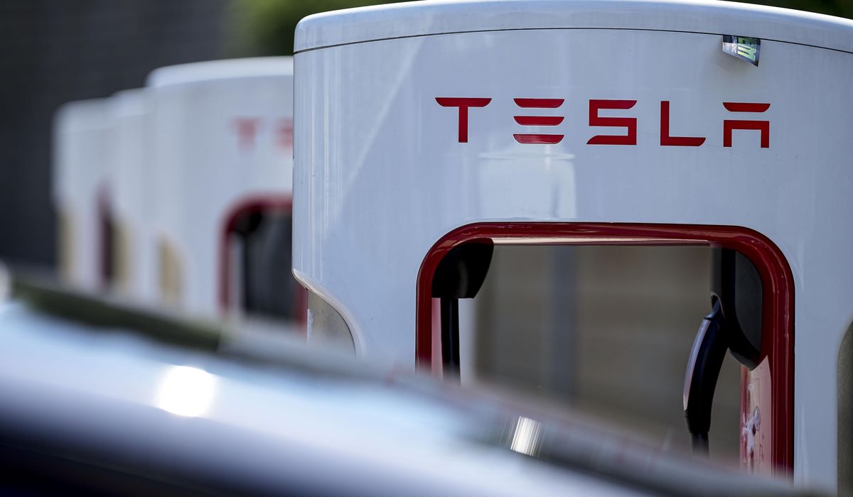 NextImg:Tesla autopilot system safety measures found to be inadequate as federal investigation concludes