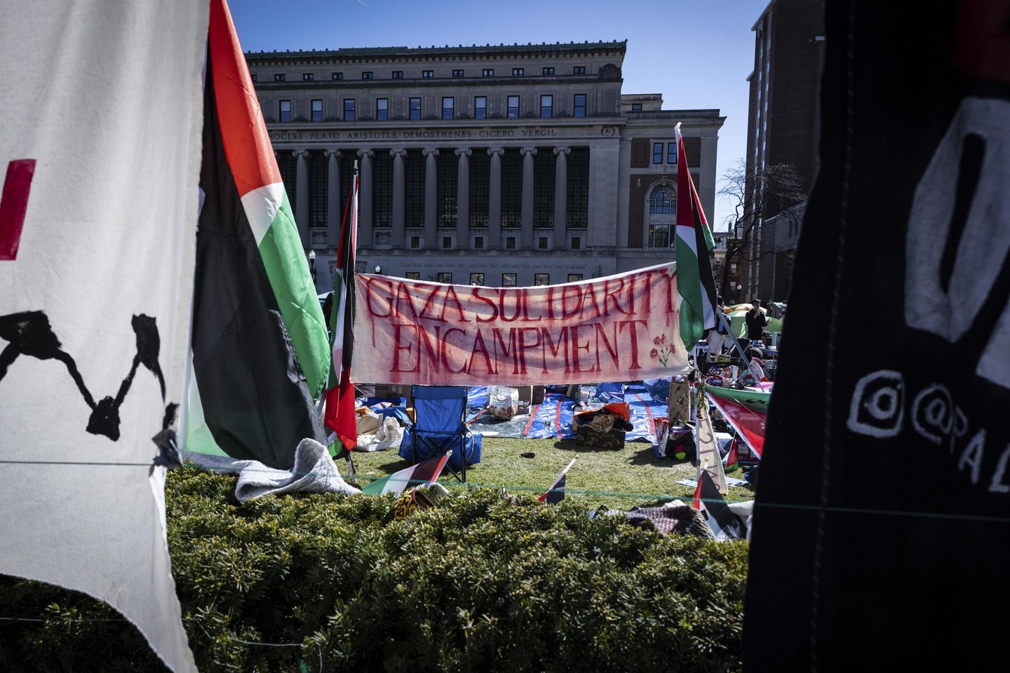 Rep. Omar cheers Columbia protesters for 'bravery and courage' after visiting anti-Israel encampment
