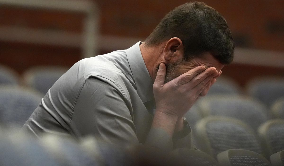 NextImg:Fellow reservists who served with Maine killer before mass shootings say they warned of his decline