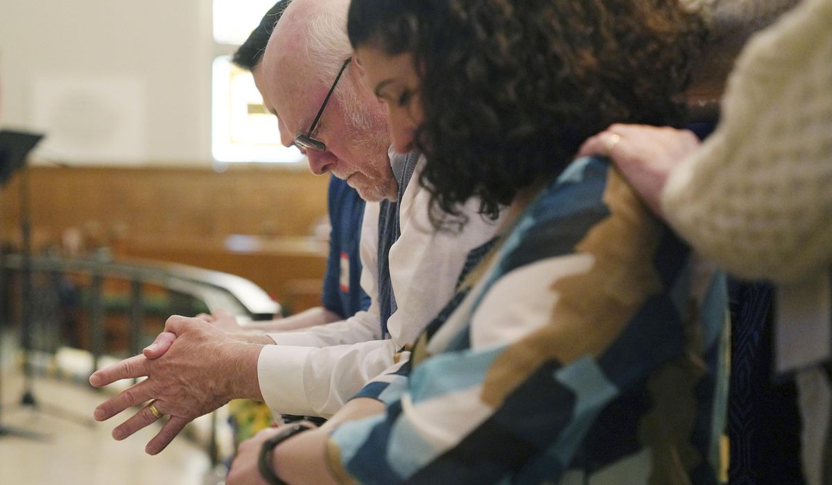 NextImg:United Methodists prepare for votes on lifting LGBTQ bans and other issues at General Conference