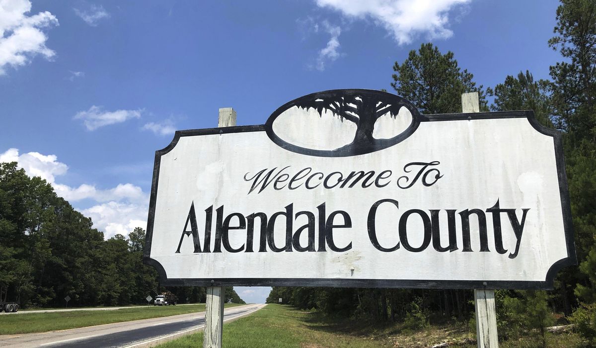 NextImg:Teen dead, child and officer injured in three shootings in South Carolina’s smallest county