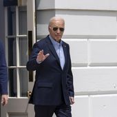 President Joe Biden waves as he walks to Marine One for departure from the South Lawn of the White House, Tuesday, April 30, 2024, in Washington. Biden is headed to Delaware. (AP Photo/Alex Brandon)