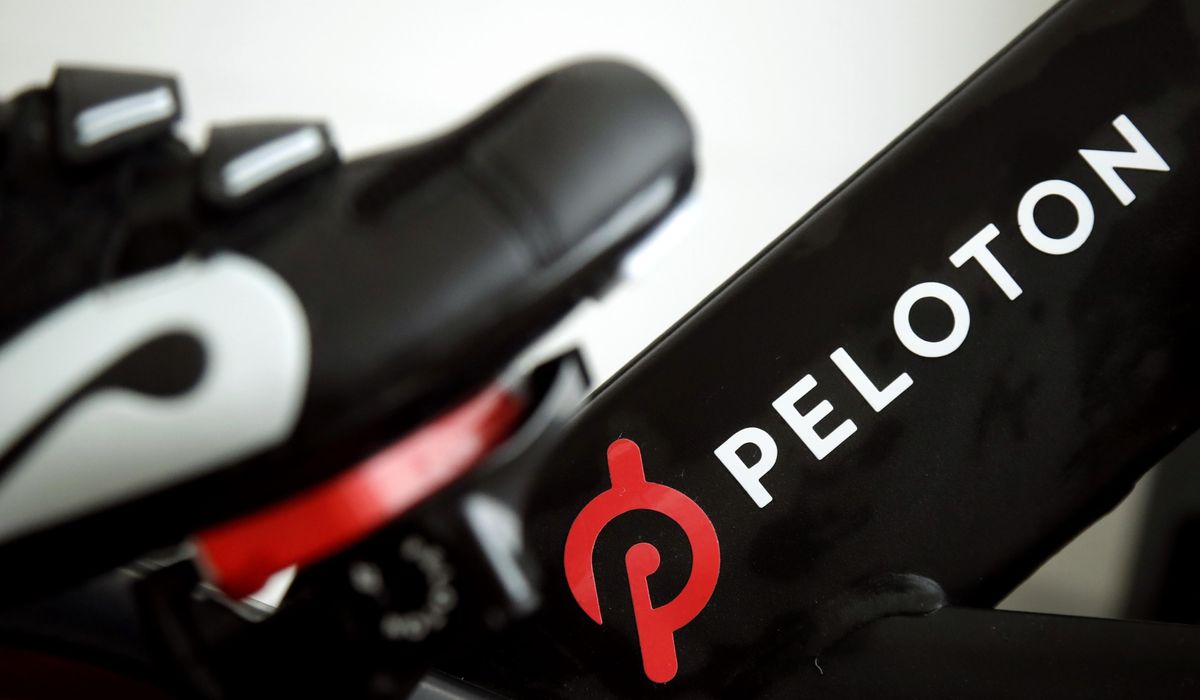NextImg:Peloton to cut 400 employees, with even CEO on the way out